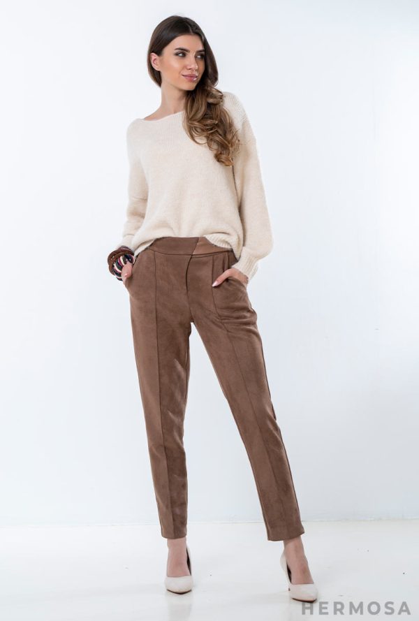 Pantaloni Loris Hermosa, din piele ecologică soft touch, culoare camel Hermosa Imbracaminte dama